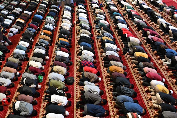Daftar Perlengkapan Penting untuk Umrah